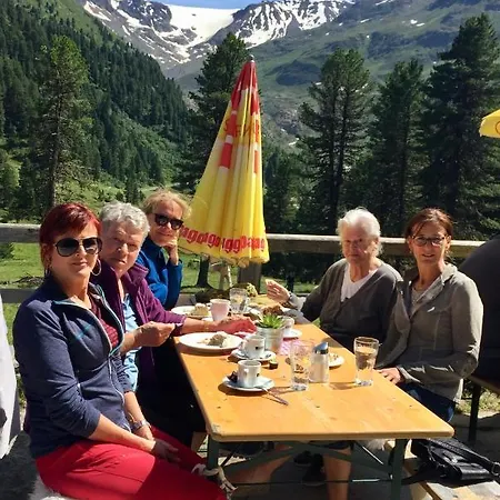 Apartmán Gfall Ried im Oberinntal